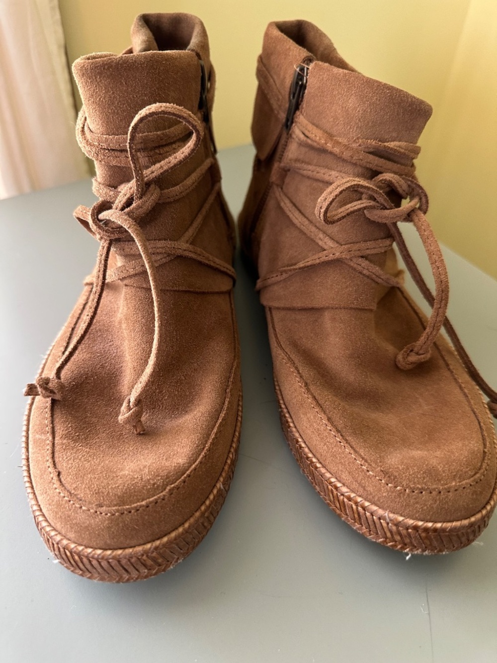 UGG moc style zip ankle boots, Chestnut, size 7.5 - Picture 2 of 8